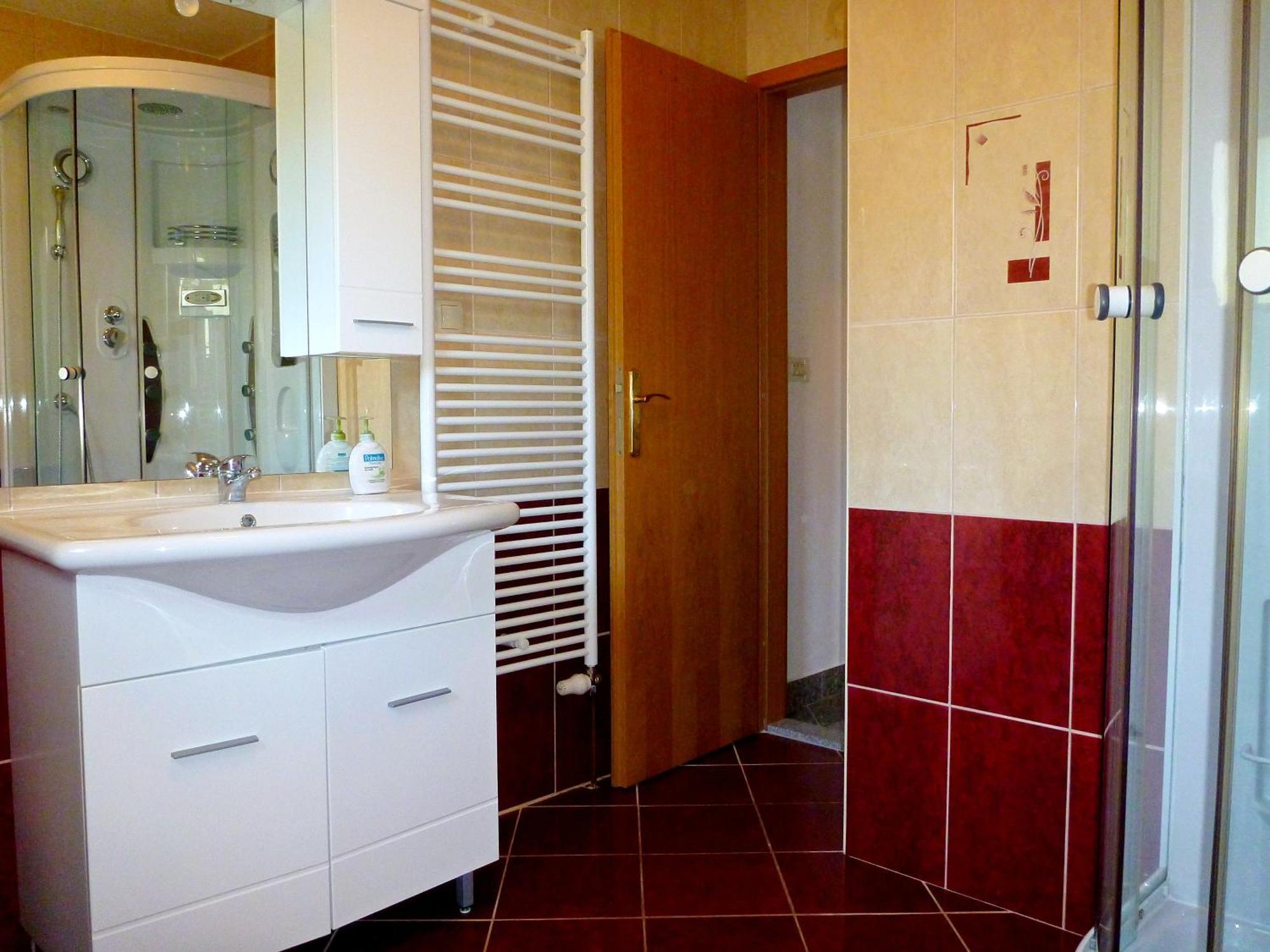 Apartmani Jole โตรกีร์ ภายนอก รูปภาพ